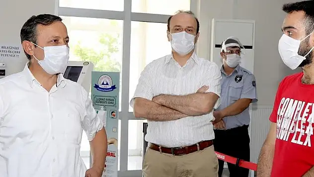 REKTÖR ÇALIŞ, ÖĞRENCİ İŞLERİ DAİRE BAŞKANLIĞINI ZİYARET ETTİ