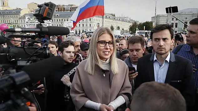 RUS MUHALEFET LİDERİ SOBOL GÖZALTINA ALINDI