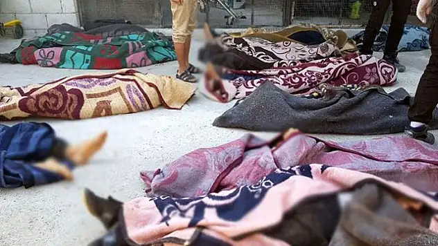 RUS SAVAŞ UÇAKLARI İDLİB'E BOMBA YAĞDIRDI: 75 ÖLÜ, 60 YARALI