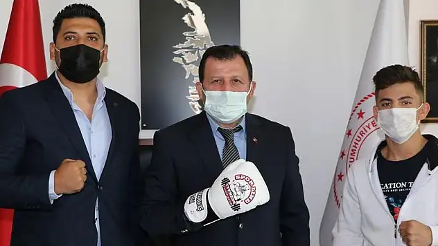 ŞAMPİYON SPORCULARDAN KABAKCI'YA ZİYARET