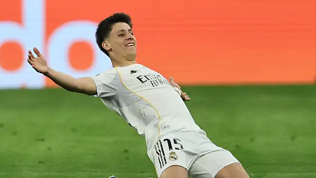 Şampiyonlar Ligi'nde 'Yılın Çıkış Yapan Futbolcusu' Arda Güler oldu
