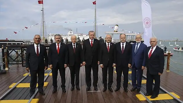 Samsun'da Liderlerin Verdiği Pozdan Sonra İYİ Parti'den Açıklama Geldi