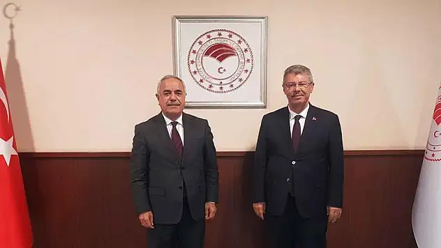 BAŞKAN AKAY, ANKARA'DA GÖRÜŞMELERDE BULUNDU