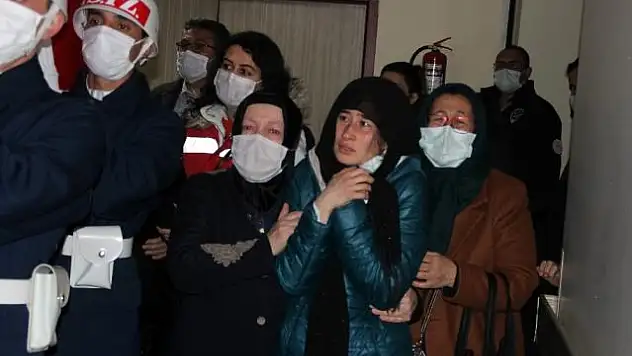 ŞEHİDİN KIZ KARDEŞİNİN SÖZLERİ YÜREKLERİ BURKTU