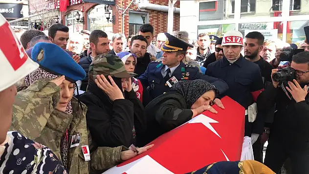 ŞEHİT ALİ TAŞÖZ, SON YOLCULUĞUNA UĞURLANDI