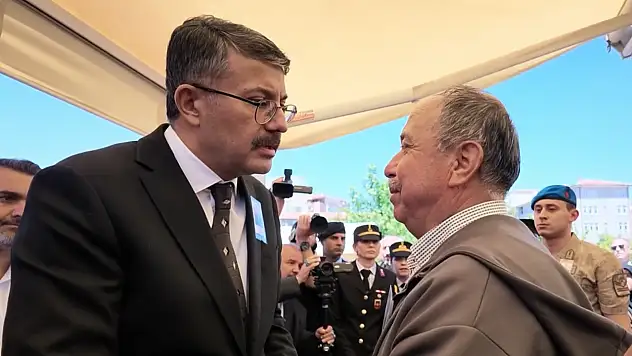 Şehit babasının gururlu duruşu: Ben de şehit babası oldum