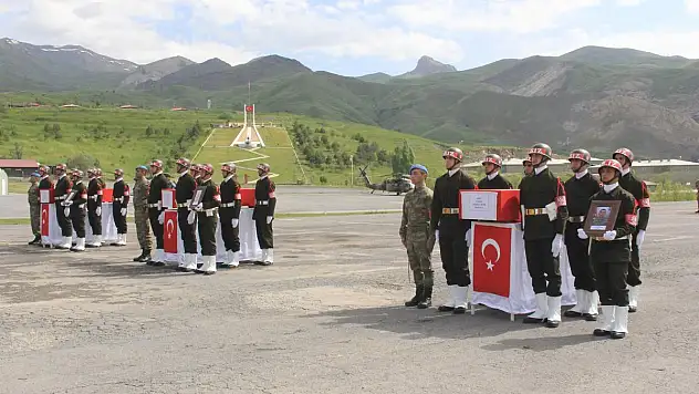Şehitler törenle memleketlerine uğurlandı