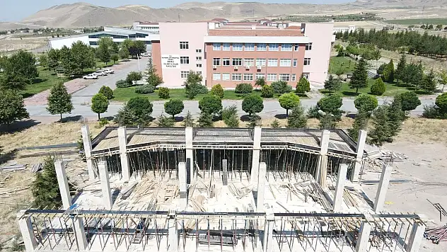 SEYRANİ KAMPÜSÜ SOSYAL TESİS ÇALIŞMALARI DEVAM EDİYOR