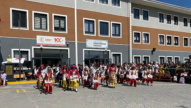 Sıdıka İncetan İlkokulu'nda 23 Nisan coşkusu