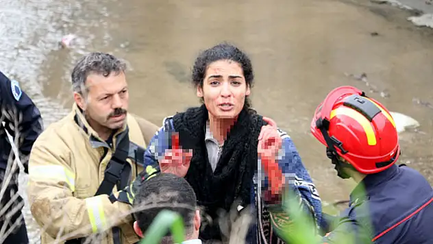 Sinir krizi geçiren Suriyeli kadın, polise zor anlar yaşattı