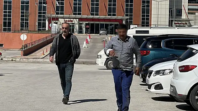Sivas'ta acemi kasaplar hastanenin yolunu tuttu
