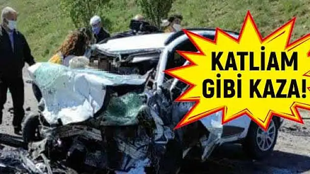 SİVAS'TA İKİ ARAÇ BİRBİRİNE GİRDİ: 9 KİŞİ YAŞAMINI YİTİRDİ