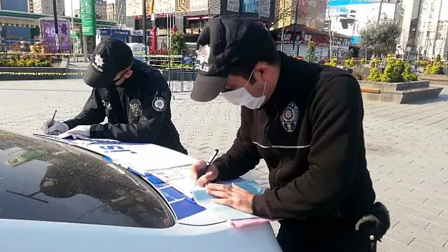 SOKAĞA ÇIKMA YASAĞININ İLK CEZALARI KESİLDİ