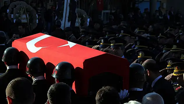 Son Dakika! Diyarbakır'dan Kahreden Haber, Hainler Koruculara Saldırdı: 1 Şehit