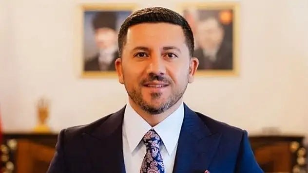 SON DAKİKA! RASİM ARI, SAĞLIK SORUNLARI NEDENİYLE GÖREVİNDEN İSTİFA ETTİ