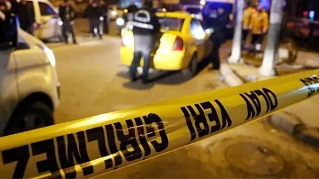 Sözlü Tartışma Silahlı Kavgaya Dönüşünce 1 Kişi Boğazından Vuruldu