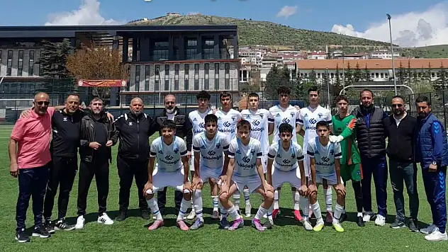 Sungur FK U15 takımı 2'nci Kademe maçları için Malatya'ya yolcusu