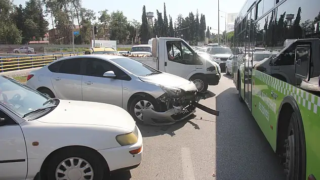 TABURCU OLDU,AMBULANS KAZA YAPINCA YENİDEN HASTANEYE KALDIRILDI!