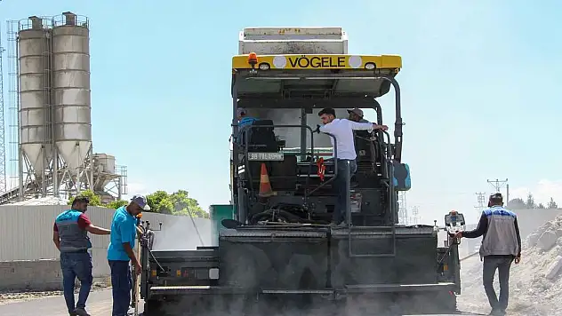 TALAS BAŞAKPINAR SANAYİ SİTESİ'NİN ULAŞIM AĞI YENİLENDİ