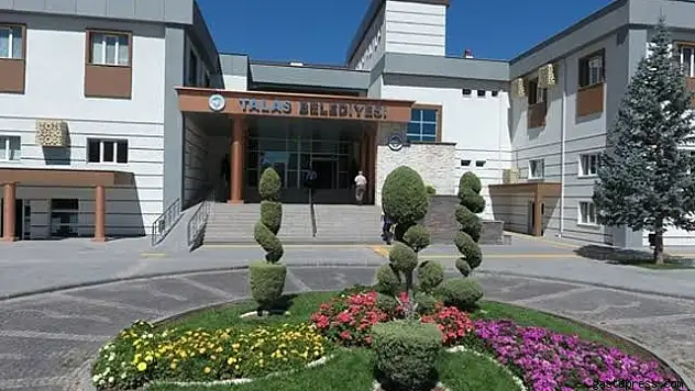 TALAS BELEDİYESİ'NDE FETÖ SORUŞTURMASI: 1 PERSONEL AÇIĞA ALINDI