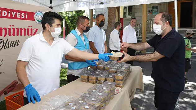 TALAS BELEDİYESİ'NDEN AŞURE İKRAMI