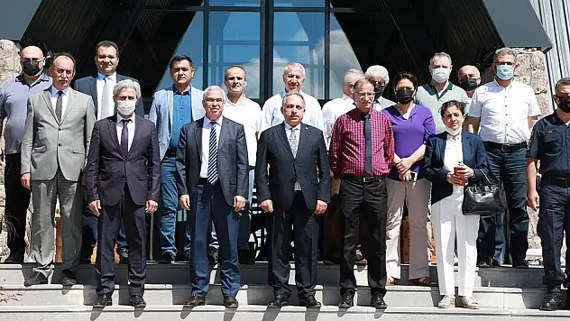TALAS'TA PANDEMİ SÜRECİ DEĞERENDİRİLDİ