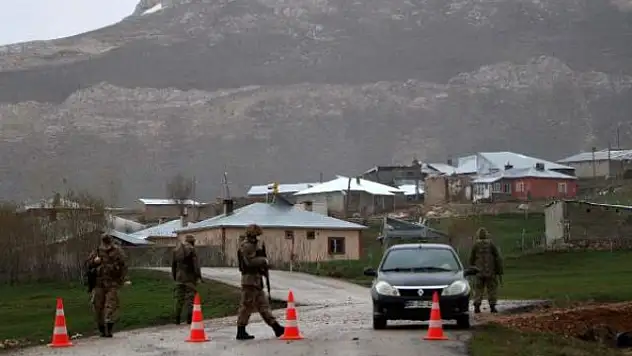 TAZİYE ÇADIRI KURULAN MAHALLEDE VİRÜS DURDURULAMIYOR
