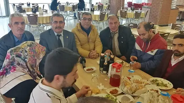 TEÇ-SEN'DEN 3 ARALIK DÜNYA ENGELLİLER GÜNÜ KUTLAMASI
