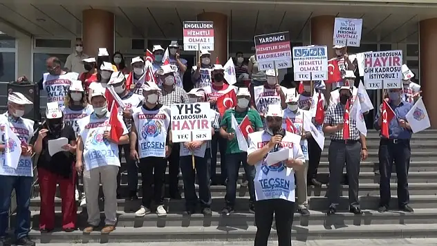 TEÇ-SEN'DEN 'YARDIMCI HİZMETLER SINIFI KALDIRILSIN' ÇAĞRISI