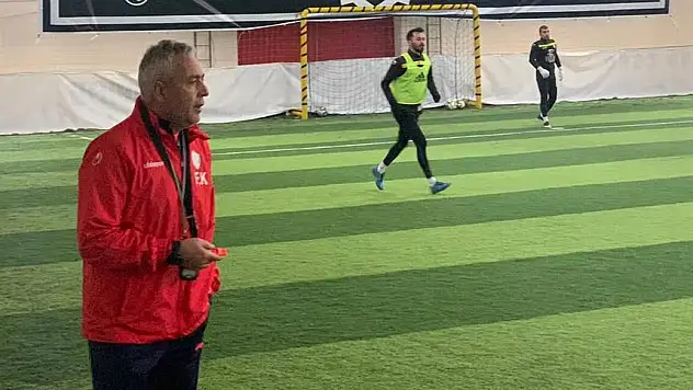 TEKNİK DİREKTÖR KURNAZ: 'ÇALIŞMALARIMIZ TÜM HIZIYLA DEVAM EDİYOR'