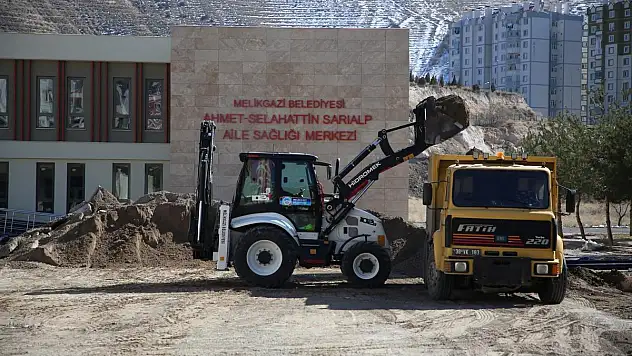 TINAZTEPE AİLE SAĞLIĞI MERKEZİ ÇEVRE DÜZENLEMESİ BAŞLADI