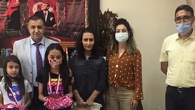 TOMARZALI ÖĞRENCİLER TÜRKİYE 3.'SÜ OLDU
