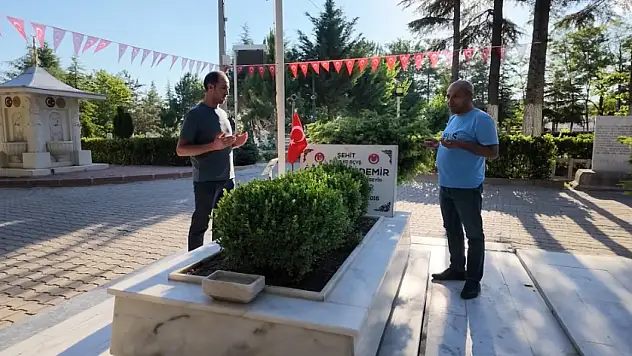 Türkiye'nin dört bir yanından şehit Ömer Halisdemir'in kabrine ziyaret