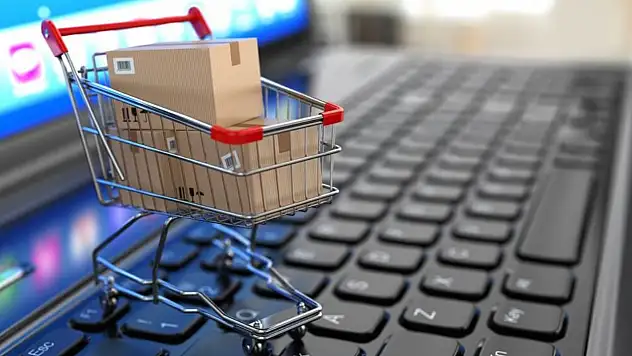 Türkiye'nin e-ticaret hacmi 4,5 trilyon lirayı aştı