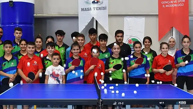 TÜRKİYE'NİN MASA TENİSİNDEKİ SPORCU FABRİKASI 'KOCASİNAN'