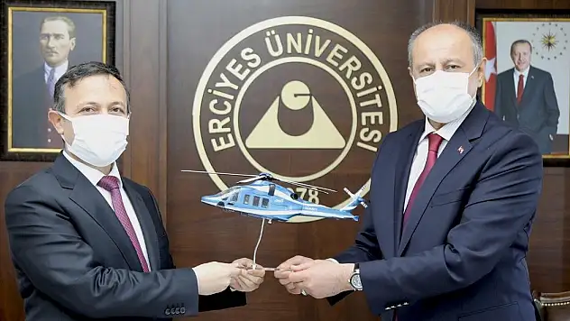 TUSAŞ BAŞKANI BOZDOĞAN, REKTÖR ÇALIŞ'I ZİYARET ETTİ