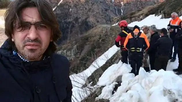Uçurumdan Yuvarlanan Kayıp Muhabiri Arama Çalışmaları Yeniden Başladı