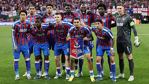 UEFA Konferans Ligi'nde şampiyon Crystal Palace