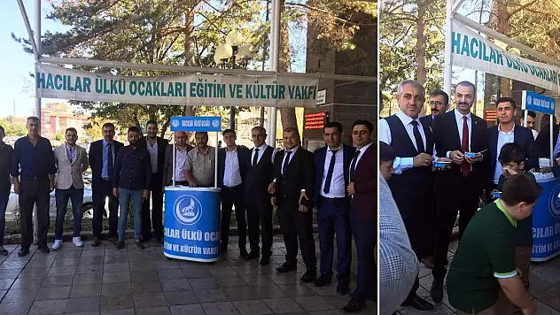 ÜLKÜ OCAKLARI AŞURE DAĞITTI