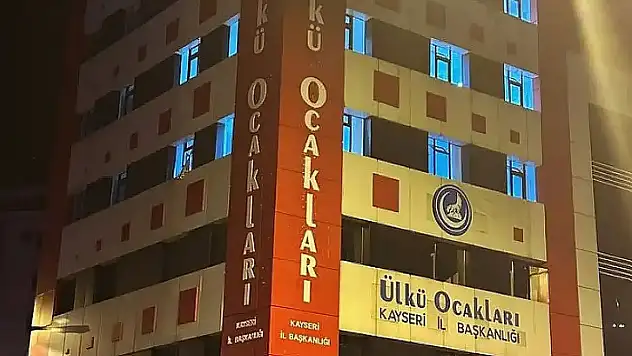 Ülkü Ocakları Kayseri'den Sertifikalı Liderlik eğitimi
