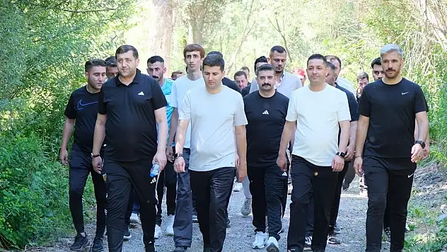 Ülkü Ocakları'ndan Koramaz Vadisi'nde yürüyüş etkinliği