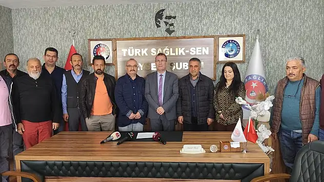 ÜNAL: 'SORUNA ÇÖZÜM BEKLERKEN YENİ YÖNETMELİĞİ KABUL EDEMEYİZ'
