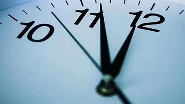 UYGULAMA BU GECE BAŞLIYOR: AVRUPA İLE ARAMIZDAKİ SAAT FARKI 2'YE ÇIKACAK