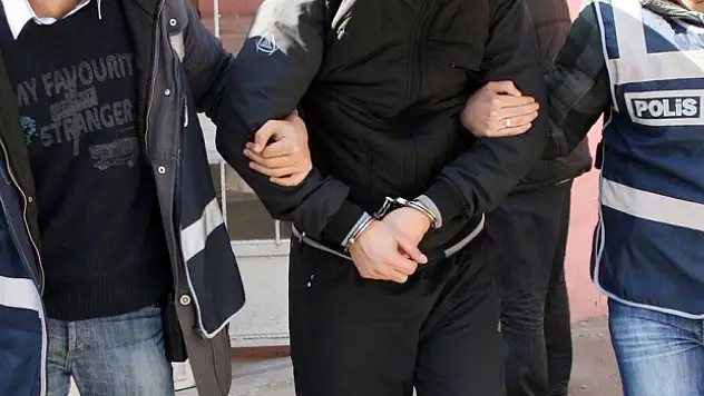 Uyuşturucu operasyonunda 3 kişi gözaltına alındı