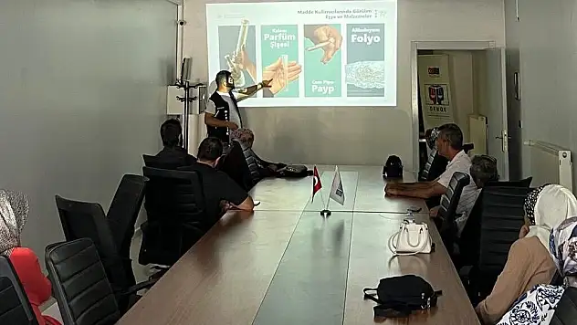 UYUŞTURUCUYLA MÜCADELEDE ANNELERE BİLİNÇLENDİRME SEMİNERİ