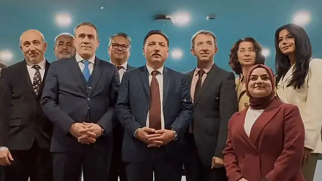 Vali Çiçek: Bir gencin hayatına dokunmak, ülkenin geleceğini değiştirmektir