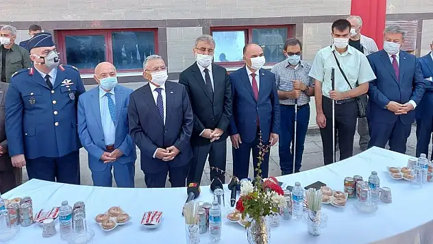 VALİ GÜNAYDIN: 'BAYRAMDAN SONRA YENİ TEDBİRLER ALMAK ZORUNDA KALMAYALIM'