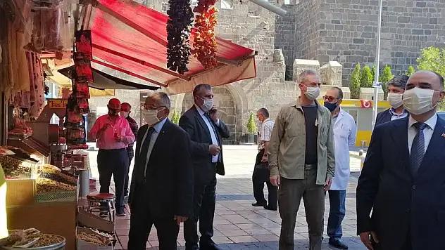 VALİ GÜNAYDIN VE BAŞKAN BÜYÜKKILIÇ'TAN PANDEMİ HASSASİYETİ