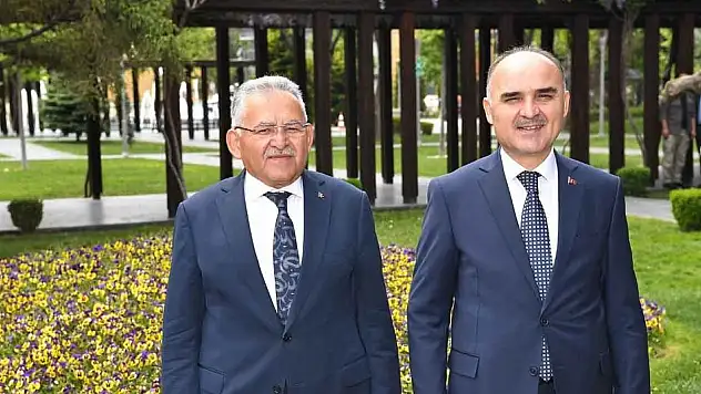 VALİ GÜNAYDIN'DAN BAŞKAN BÜYÜKKILIÇ'A VEDA ZİYARETİ