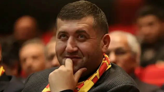 Vekil Ersoy, Kayserili öğrencilerin yüzünü güldürmeye devam ediyor